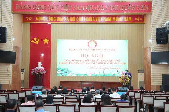 HỘI KHUYẾN HỌC PHƯỜNG HẢI DƯƠNG CÔNG BỐ, TRAO QUYẾT ĐỊNH THÀNH LẬP 25 CHI HỘI KHUYẾN HỌC NHIỆM KỲ 2026–2031