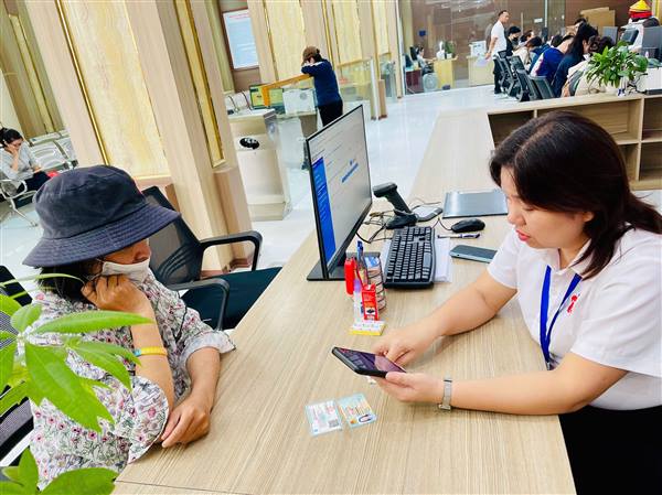 CHÍNH QUYỀN THÂN THIỆN VỚI MÔ HÌNH -NGÀY THỨ TƯ KHÔNG HẸN