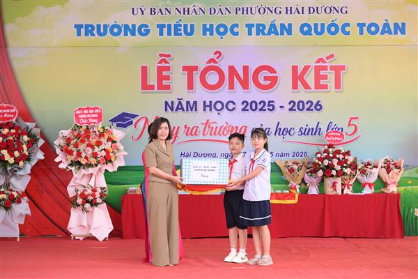 THĂM, TẶNG QUÀ NHÂN DỊP THÁNG HÀNH ĐỘNG VÌ TRẺ EM VÀ NGÀY QUỐC TẾ THIẾU NHI 01/6