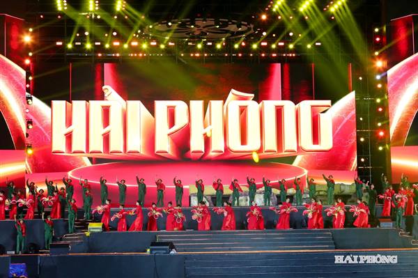 Sẵn sàng cho đêm khai mạc Lễ hội Hoa Phượng Đỏ - Hải Phòng 2026
