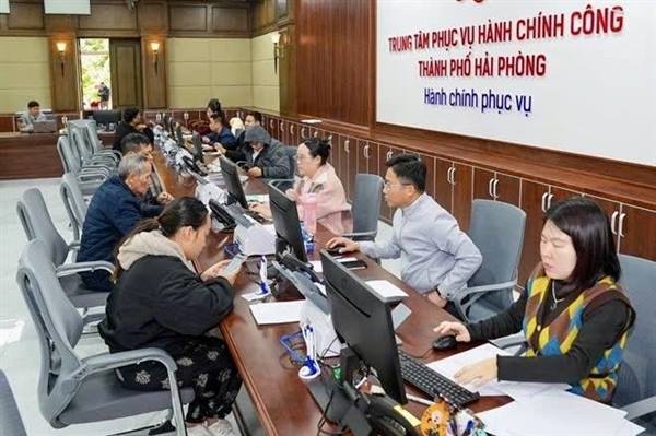 UBND thành phố yêu cầu không để gián đoạn giải quyết thủ tục hành chính khi chuyển sang Cổng Dịch vụ công quốc gia mới