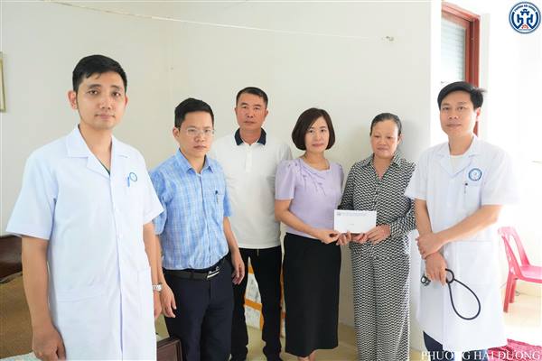 PHƯỜNG HẢI DƯƠNG THĂM, TẶNG QUÀ VÀ KHÁM SỨC KHỎE CHO TRẺ EM CÓ HOÀN CẢNH KHÓ KHĂN NHÂN THÁNG HÀNH ĐỘNG VÌ TRẺ EM 2026