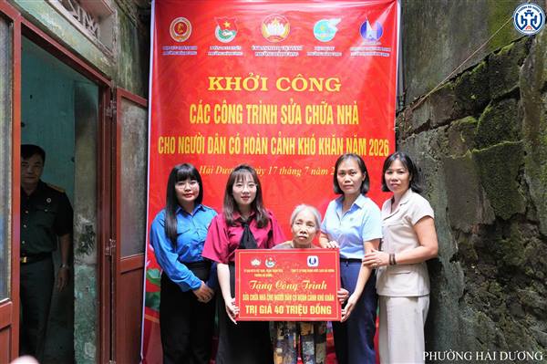 PHƯỜNG HẢI DƯƠNG KHỞI CÔNG  SỬA CHỮA 03 CĂN NHÀ ĐẠI ĐOÀN KẾT