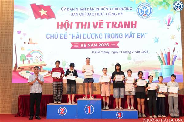 THIẾU NHI PHƯỜNG HẢI DƯƠNG GỬI GẮM TÌNH YÊU QUÊ HƯƠNG QUA HỘI THI VẼ TRANH "HẢI DƯƠNG TRONG MẮT EM"