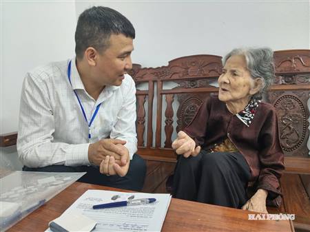 Từ chính quyền thân thiện đến Hải Phòng văn minh, hạnh phúc. Bài 2: Từ quản lý sang phục vụ