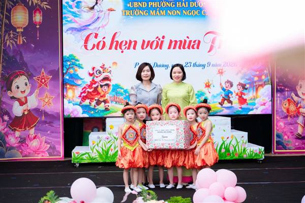 “CÓ HẸN VỚI MÙA TRĂNG” – TRUNG THU ẤM ÁP CỦA TRẺ MẦM NON NGỌC CHÂU