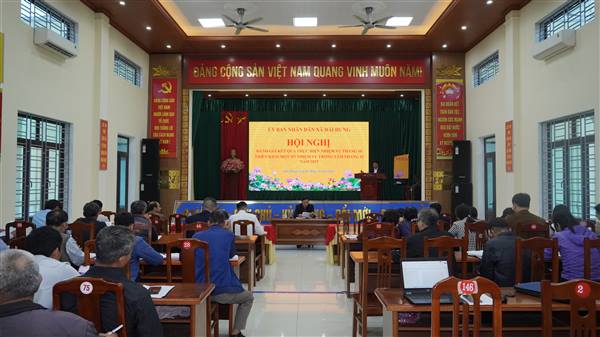 UBND XÃ HẢI HƯNG TỔ CHỨC HỘI NGHỊ GIAO BAN THÁNG 10, TRIỂN KHAI NHIỆM VỤ TRỌNG TÂM THÁNG 11 NĂM 2025