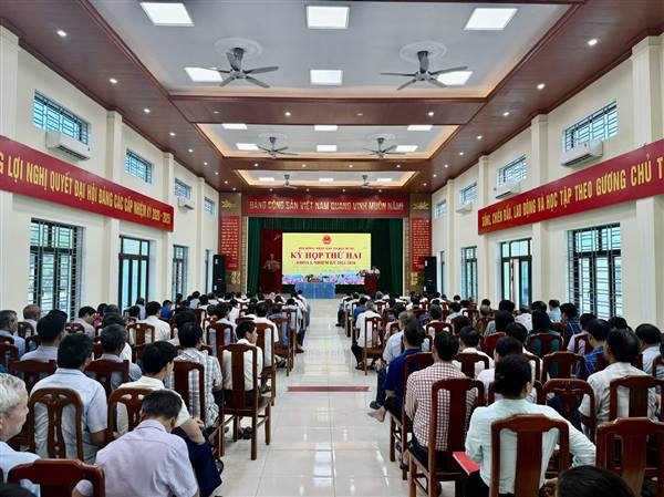 XÃ HẢI HƯNG TỔ CHỨC KỲ HỌP THỨ HAI HĐND XÃ KHOÁ I, NHIỆM KỲ 2021-2026 