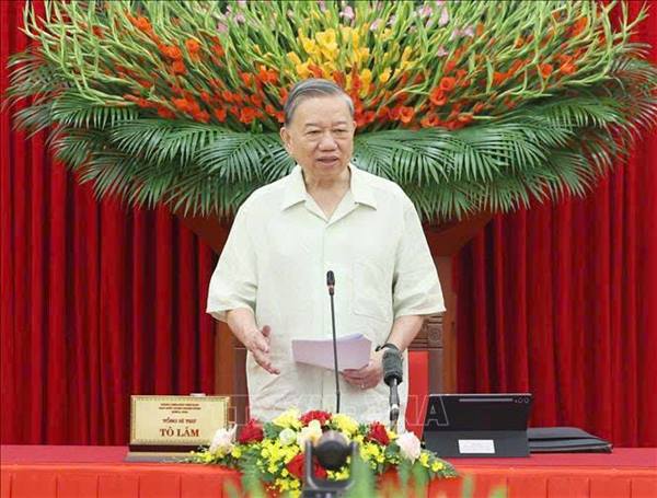 'Phải lấy tháo gỡ điểm nghẽn thể chế làm nhiệm vụ đột phá hàng đầu'