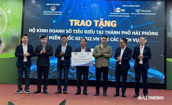 Phổ cập tên miền .vn, thúc đẩy chuyển đổi số toàn diện