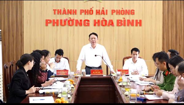 PHƯỜNG HÒA BÌNH TỔ CHỨC PHIÊN HỌP THƯỜNG KỲ THÁNG 12 NĂM 2025