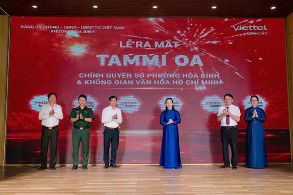 Hội nghị ra mắt mô hình “Tammi OA - Chính quyền số phường Hòa Bình”, Không gian văn hóa Hồ Chí Minh trên nền tảng số và Thư viện cộng đồng nhân dịp chào mừng Ngày Chuyển đổi số Quốc gia (10/10) và hưởng ứng Ngày Công dân số Việt Nam (15/10). 