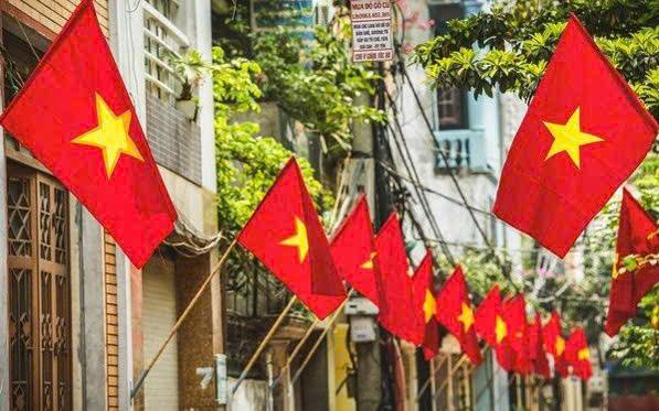 UBND Hòa Bình thông báo về lịch nghỉ lễ Giỗ Tổ Hùng Vương, ngày chiến thắng 30/4 và ngày Quốc tế lao động 1/5/2026. 