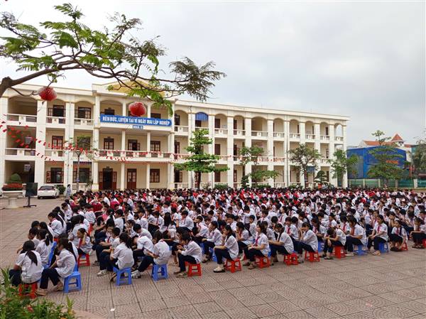 Trường THCS An Lư đã tổ chức chuyên đề “Tuyên truyền An toàn giao thông, phòng chống đuối nước năm 2026” cho toàn thể học sinh trong nhà trường.