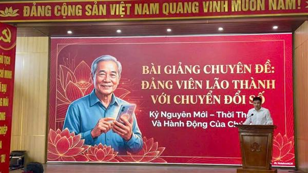 Hội nghị tuyên truyền, phổ biến kiến thức về chuyển đổi số, trí tuệ nhân tạo (AI) và dịch vụ công trực tuyến cho cán bộ, đảng viên Chi bộ Tổ dân phố Tây.