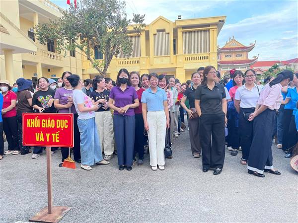 PHƯỜNG HÒA BÌNH PHÁT ĐỘNG TỔNG VỆ SINH MÔI TRƯỜNG HƯỞNG ỨNG NGÀY MÔI TRƯỜNG THẾ GIỚI NĂM 2026