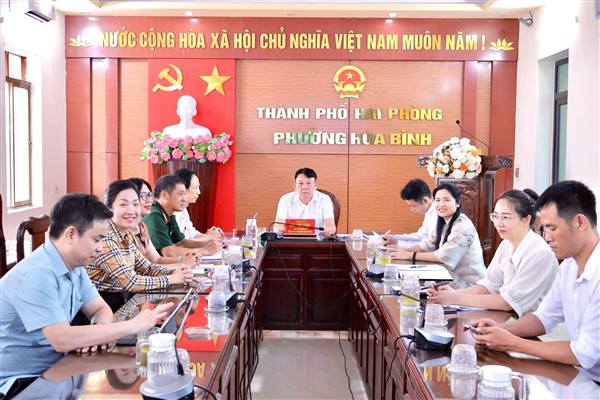 UBND PHƯỜNG HOÀ BÌNH THAM DỰ PHIÊN HỌP TRỰC TUYẾN THƯỜNG KỲ UBND THÀNH PHỐ THÁNG 6 NĂM 2026.