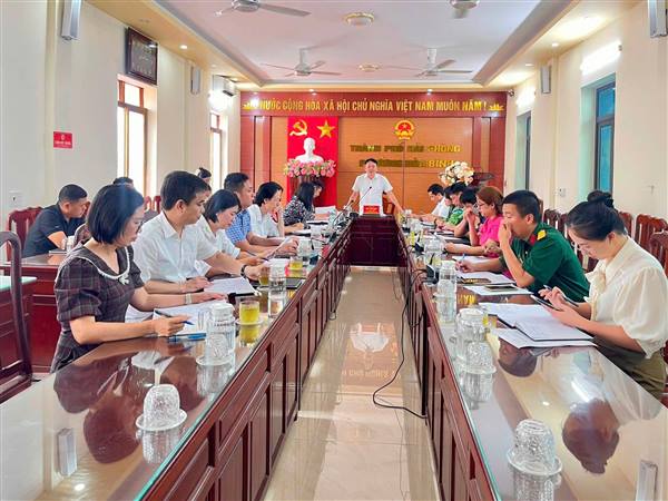 HỘI NGHỊ NGHE BÁO CÁO TIẾN ĐỘ THỰC HIỆN CÁC CÔNG VIỆC CHUYÊN MÔN; THÁO GỠ KHÓ KHĂN, VƯỚNG MẮC VÀ TRIỂN KHAI NHIỆM VỤ TRỌNG TÂM TRONG THỜI GIAN TỚI