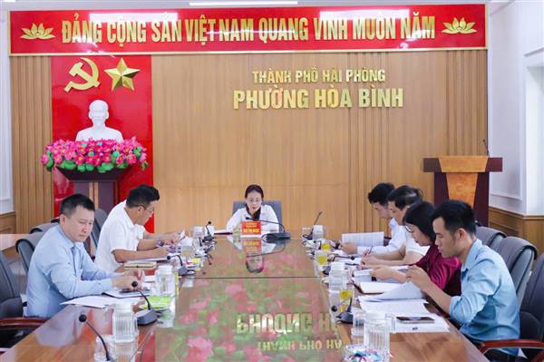 THƯỜNG TRỰC HĐND PHƯỜNG HÒA BÌNH TỔ CHỨC PHIÊN HỌP THƯỜNG KỲ THÁNG 8 NĂM 2026.
