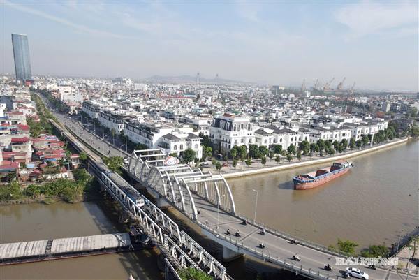 Điều chỉnh quy hoạch thành phố, khơi thông nguồn lực phát triển