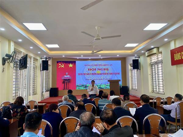 Đảng uỷ phường Hồng An tổ chức Hội nghị giao ban với Bí thư các chi bộ tổ dân phố