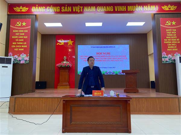 UBND PHƯỜNG HỒNG AN TỔ CHỨC HỘI NGHỊ ĐỐI THOẠI, GIẢI QUYẾT KIẾN NGHỊ CỦA CÁC HỘ DÂN TẠI TDP VỤ NÔNG (KHU VỰC ĐƯỜNG QL5) PHỤC VỤ THI CÔNG HÀNG RÀO LƯỚI THÉP B40 BẢO VỆ KHU ĐẤT HẬU CẦN CỦA NHÀ MÁY Z173 