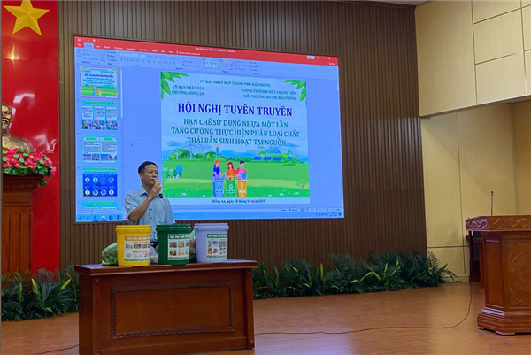 Phường Hồng An tổ chức hội nghị tuyên truyền hạn chế sử dụng  nhựa một lần và phân loại rác thải tại nguồn
