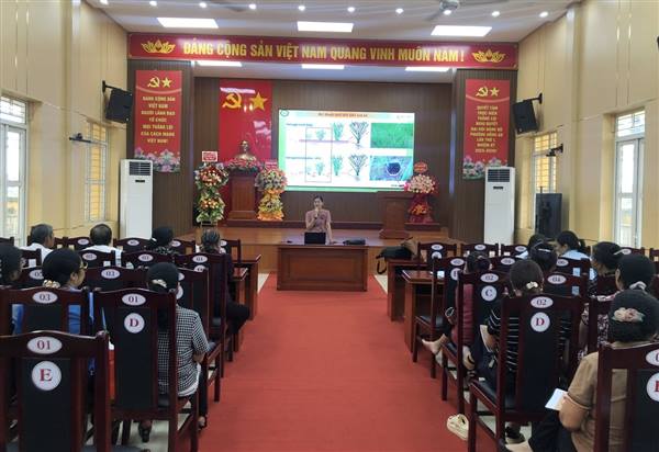 Phường Hồng An tổ chức hội nghị Tập huấn “Ứng dụng tiến bộ kỹ thuật trong sản xuất lúa giảm phát thải khí nhà kính vụ Mùa 2025”