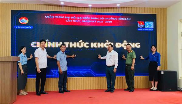 PHƯỜNG HỒNG AN RA MẮT “TỔ TUYÊN TRUYỀN – KẾT NỐI DỊCH VỤ CÔNG” VÀ TUYÊN TRUYỀN PHÒNG NGỪA LỪA ĐẢO TRÊN KHÔNG GIAN MẠNG