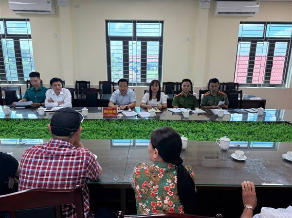 UBND phường Hồng An tổ chức đối thoại thành công với hộ gia đình về công tác giải phóng mặt bằng phục vụ Dự án sửa chữa đột xuất, xử lý điểm đen tai nạn giao thông tại khu vực Cầu Vượt Hỗ Đông