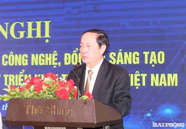 Tạo đột phá từ phát triển khoa học, công nghệ, đổi mới sáng tạo, chuyển đổi số