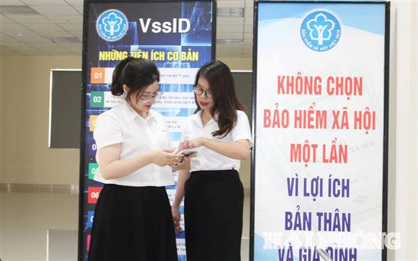 Tra cứu thời hạn sử dụng thẻ bảo hiểm y tế và đăng ký tài khoản VssID cho con