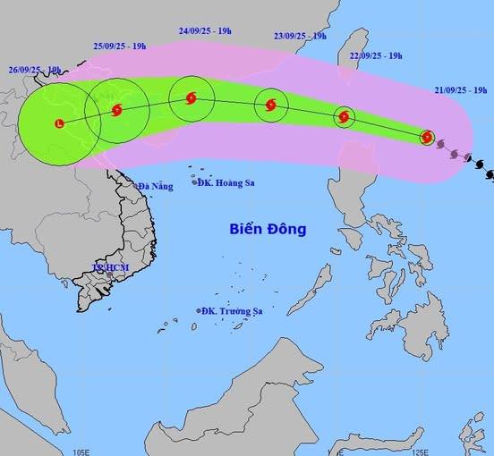 Tối mai (22/9), SIÊU BÃO RAGASA dự báo sẽ đi vào Biển Đông và trở thành bão số 9