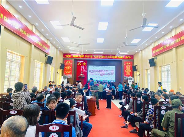 Hội đồng bồi thường, hỗ trợ và tái định cư phường Hồng An hoàn thành chi trả tiền bồi thường, hỗ trợ giải phóng mặt bằng (đợt 1) thực hiện Dự án KCN Nomura - Hải phòng (giai đoạn 2)