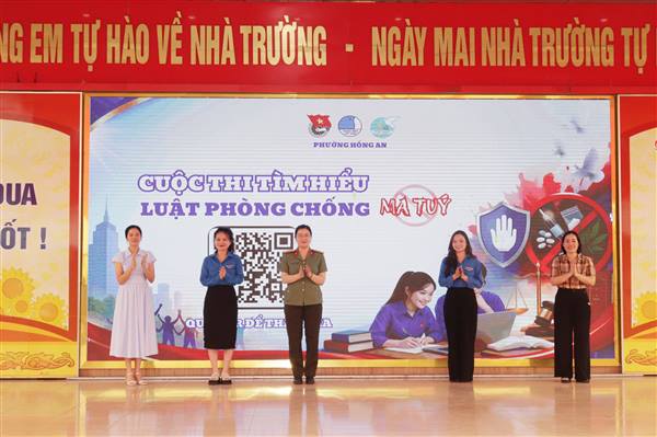 Đoàn phường Hồng An ra mắt mô hình “Chi đoàn không ma túy” và phát động cuộc thi trắc nghiệm trực tuyến “Tìm hiểu Luật phòng chống ma túy”