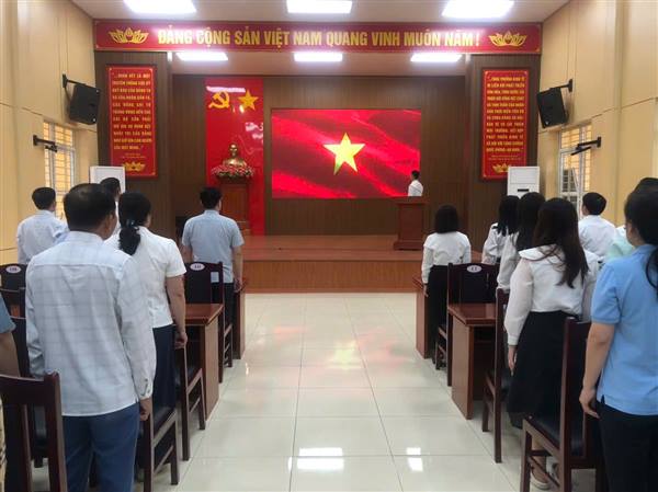 PHƯỜNG HỒNG AN TỔ CHỨC LỄ CHÀO CỜ VÀ SINH HOẠT DƯỚI CỜ THÁNG 5 NĂM 2026