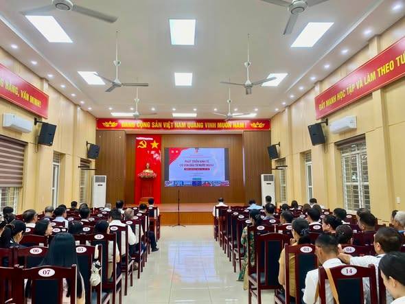Đảng ủy phường Hồng An tiếp sóng trực tiếp Hội nghị toàn quốc nghiên cứu, học tập, quán triệt và triển khai thực hiện Nghị quyết số 10-NQ/TW ngày 08/6/2026 của Bộ Chính trị.