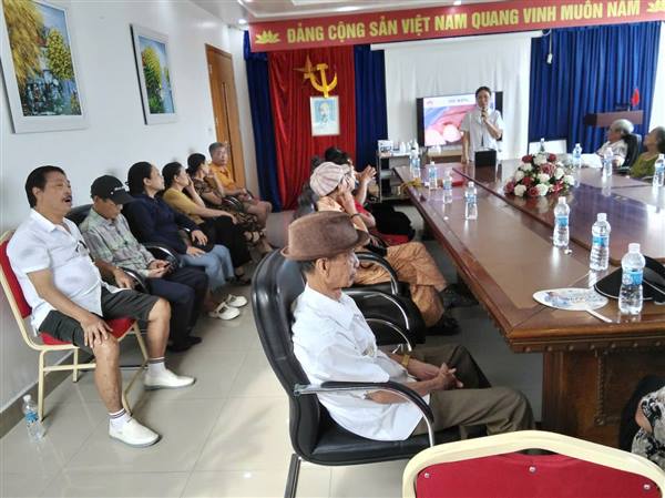 Hoạt động chăm sóc sức khoẻ, khám chữa bệnh cho người cao tuổi trên địa bàn phường Hồng Bàng