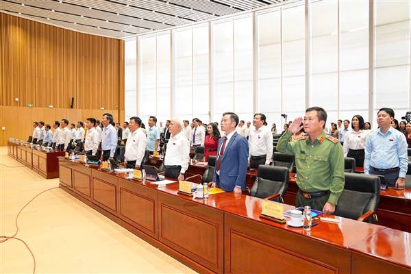 Thông qua 11 nghị quyết tại Kỳ họp thứ 31 (kỳ họp chuyên đề) HĐND thành phố khóa XVI, nhiệm kỳ 2021 - 2026