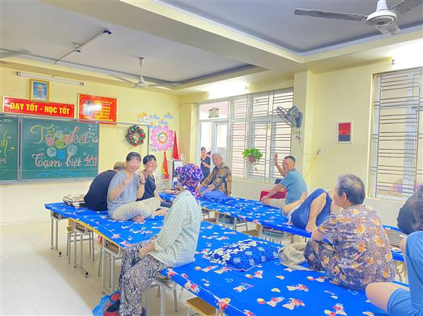Trường tiểu học Nguyễn Huệ chuẩn bị cơ sở vật chất phục vụ nhân dân tạm lánh an toàn, đảm bảo vệ sinh cho người dân, đảm bảo phòng chống bão số 3 (Wipha)