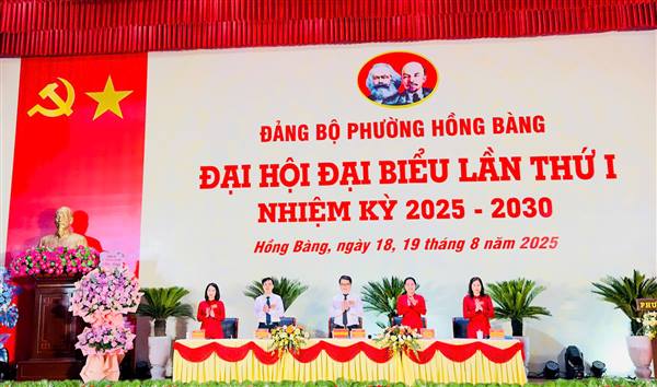 PHIÊN LÀM VIỆC THỨ NHẤT (PHIÊN TRÙ BỊ) ĐẠI HỘI ĐẠI BIỂU ĐẢNG BỘ PHƯỜNG LẦN THỨ I, NHIỆM KỲ 2025 - 2030