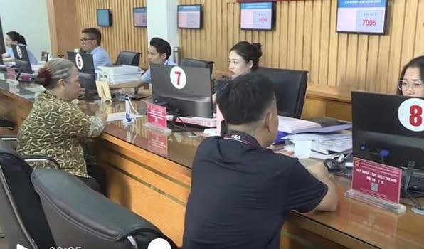 THỰC HIỆN NGÀY THỨ BẢY HÀNH CHÍNH GẦN DÂN – VÌ DÂN PHỤC VỤ