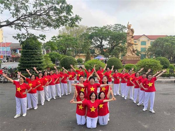 HỘI LIÊN HIỆP PHỤ NỮ HỒNG BÀNG SÔI NỔI CÁC HOẠT ĐỘNG CHÀO MỪNG ĐẠI LỄ 30/4 & 1/5 