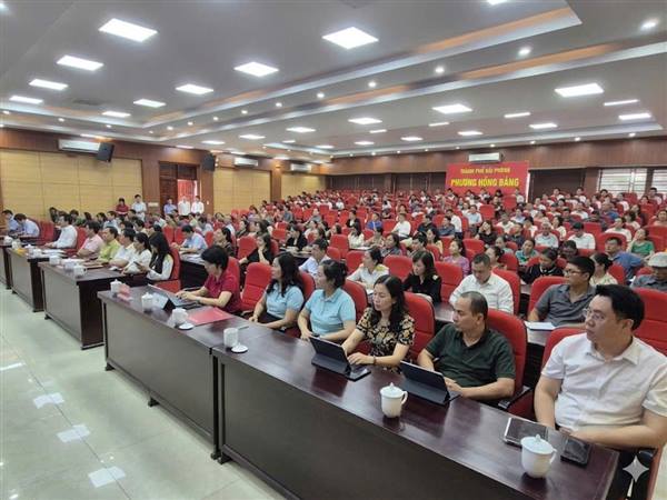 Hội nghị tuyên truyền, hỗ trợ hộ kinh doanh chuyển đổi thành doanh nghiệp trên địa bàn phường Hồng Bàng năm 2026