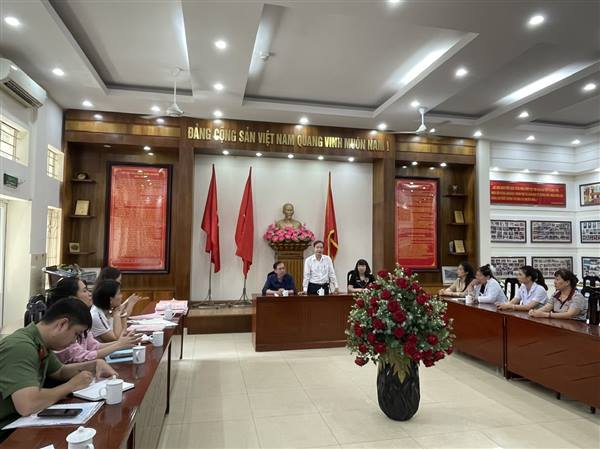 KIỂM TRA AN TOÀN THỰC PHẨM TRƯỜNG TIỂU HỌC ĐINH TIÊN HOÀNG
