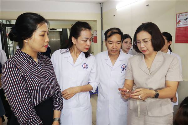 Tư vấn chăm sóc sức khỏe người cao tuổi trên địa bàn phường Hồng Bàng năm 2026
