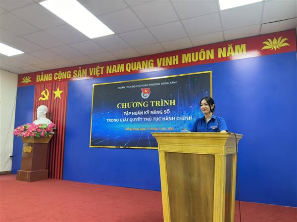 Tuổi trẻ phường Hồng Bàng tập huấn kỹ năng số, ra quân đội hình “Bình dân học vụ số” hỗ trợ giải quyết thủ tục hành chính cho Nhân dân