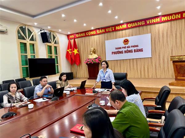 Hội nghị làm việc với các đơn vị sử dụng lao động về việc thực hiện chính sách bảo hiểm xã hội, bảo hiểm y tế, bảo hiểm thất nghiệp đối với người lao động trên địa bàn phường