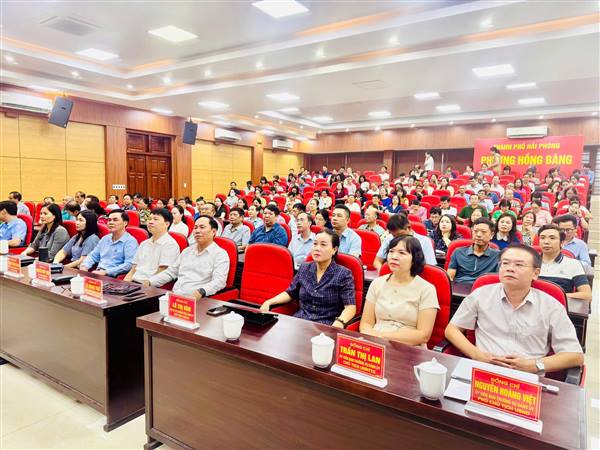 ĐẢNG BỘ PHƯỜNG HỒNG BÀNG NGHIÊM TÚC THAM DỰ HỘI NGHỊ TOÀN QUỐC NGHIÊN CỨU, HỌC TẬP, QUÁN TRIỆT VÀ TRIỂN KHAI THỰC HIỆN NGHỊ QUYẾT HỘI NGHỊ LẦN THỨ BA BAN CHẤP HÀNH TRUNG ƯƠNG ĐẢNG KHÓA XIV