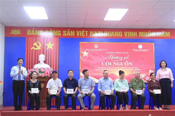 ĐẢNG ỦY - HĐND - UBND - UBMTTQ VIỆT NAM PHƯỜNG PHỐI HỢP CÙNG TRƯỜNG THPT LƯƠNG KHÁNH THIỆN VÀ TRƯỜNG TRUNG CẤP CÔNG NGHIỆP HẢI PHÒNG (HPG) TỔ CHỨC CHƯƠNG TRÌNH TRI ÂN NHÂN KỶ NIỆM 79 NĂM NGÀY THƯƠNG BINH - LIỆT SĨ